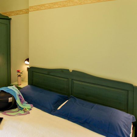 Residence Costamartino Весте Екстериор снимка