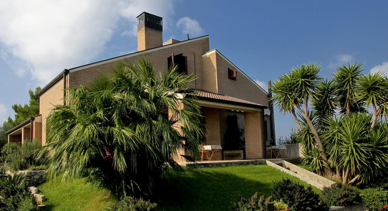 Residence Costamartino Весте Екстериор снимка