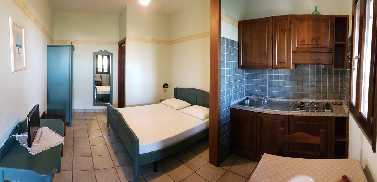 Residence Costamartino Весте Екстериор снимка